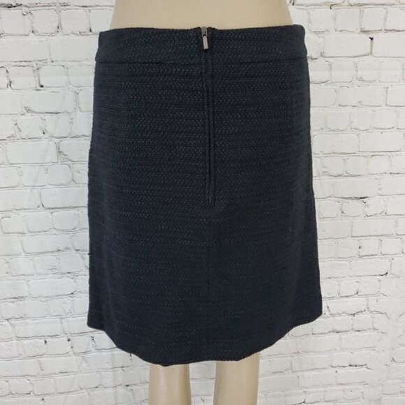 Hugo Boss Straight Skirt Textured Black sz 2 - Picture 4 of 6